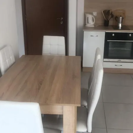 Lägenhet Lovely 3 New Furnished Kamelia Sunny *